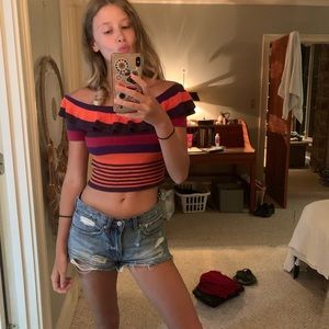 Crop top